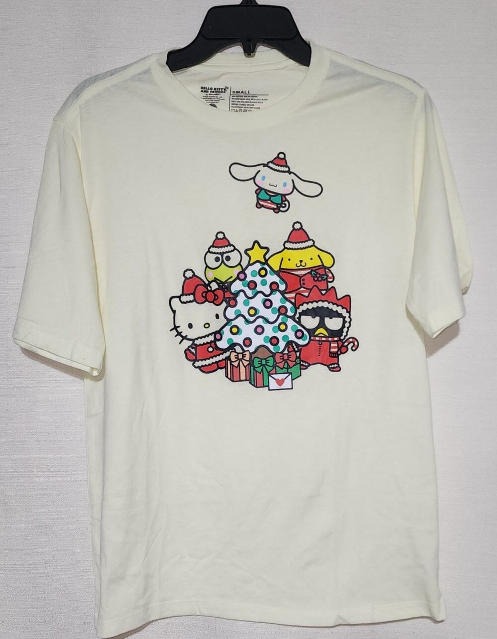 Hello kitty and friends around Christmas tree men's small shirt